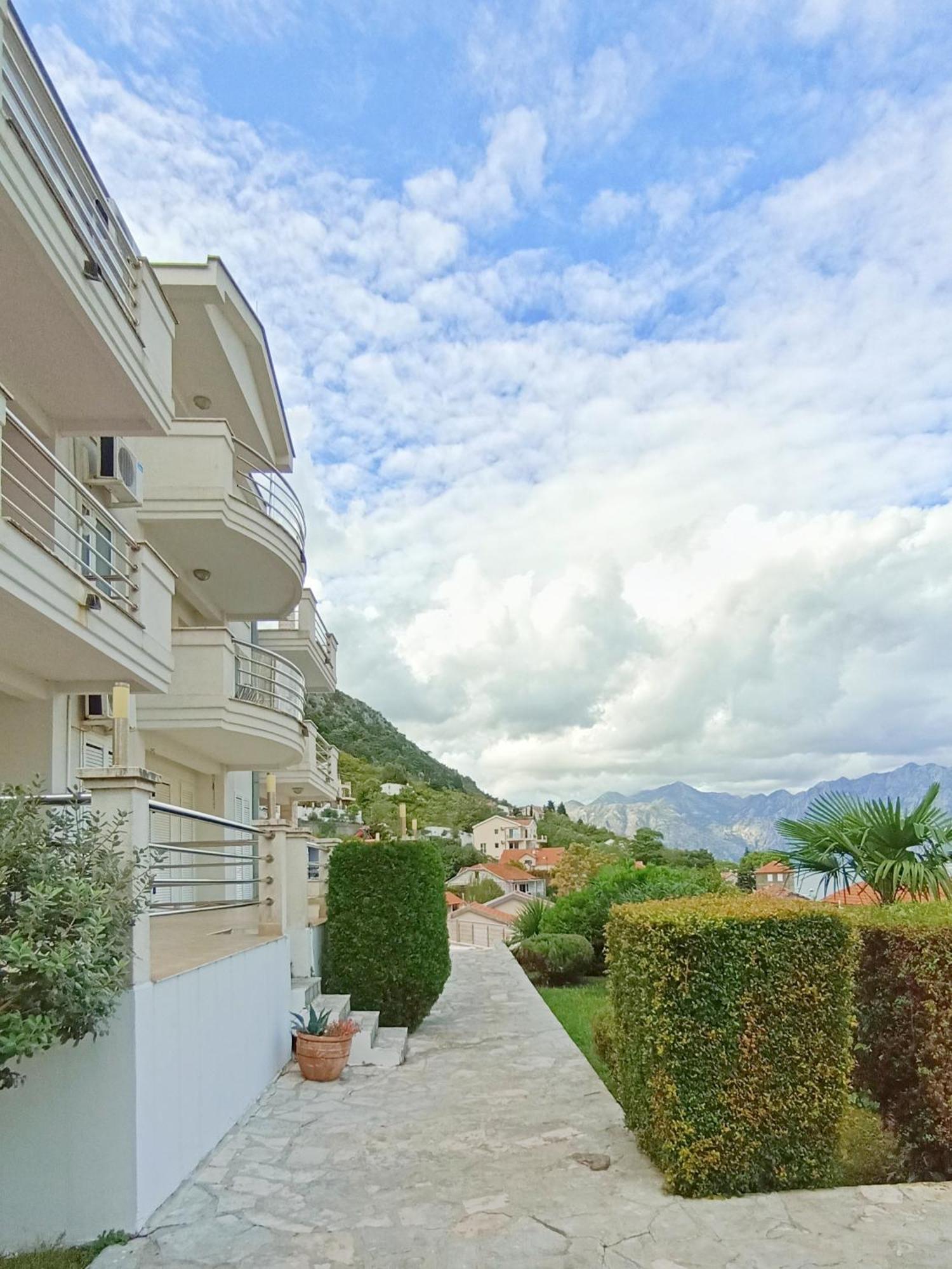 Apartment Kotor Exterior photo